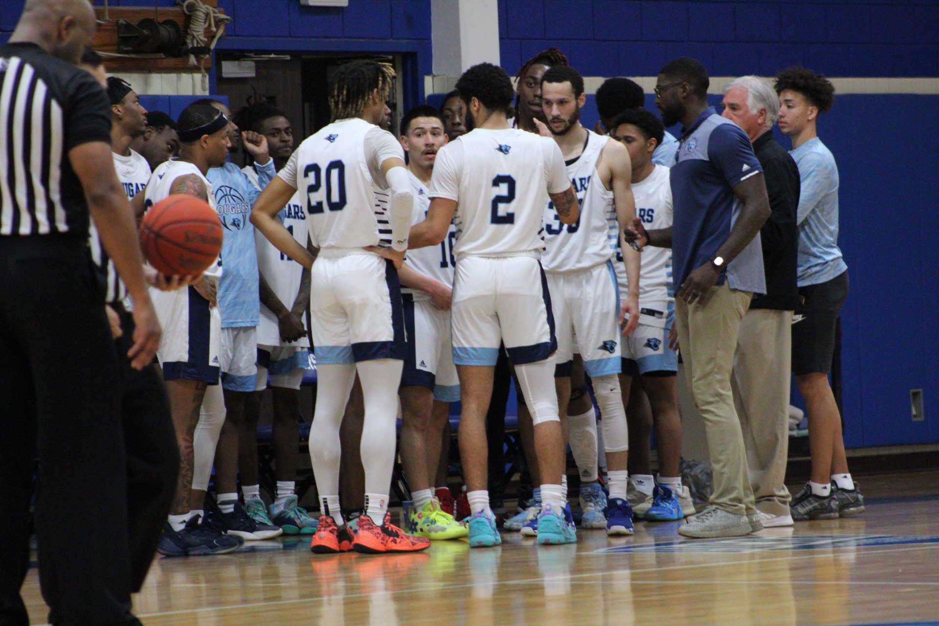 Cougars Tripped Up by Seahawks