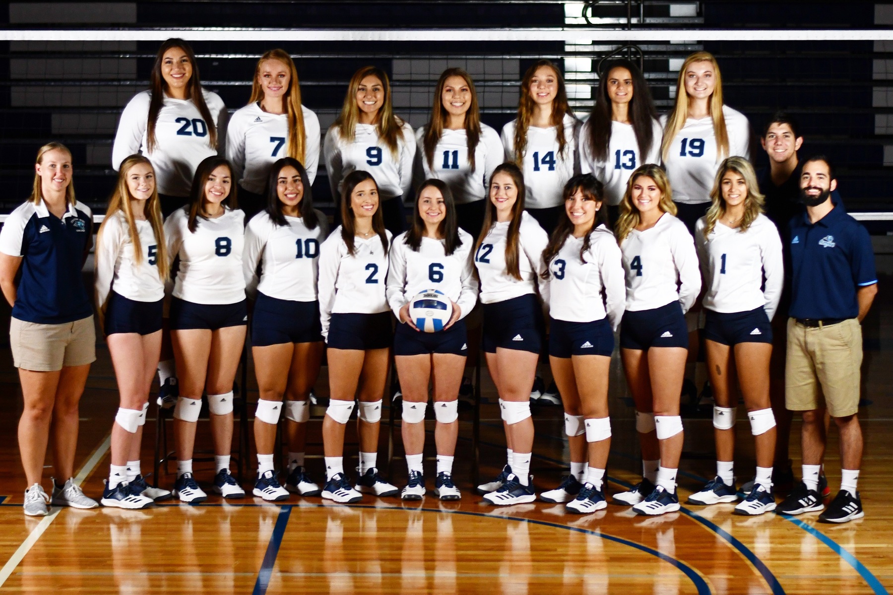 Cougars Fall in Laredo